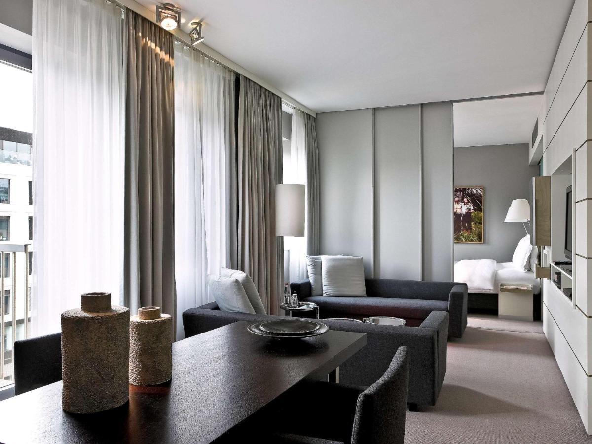 Sofitel Hamburg Alter Wall Exterior photo Suite