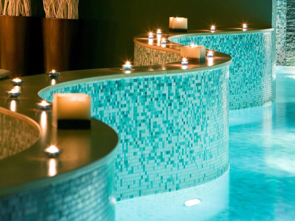 Sofitel Hamburg Alter Wall Exterior photo Spa at The Westin
