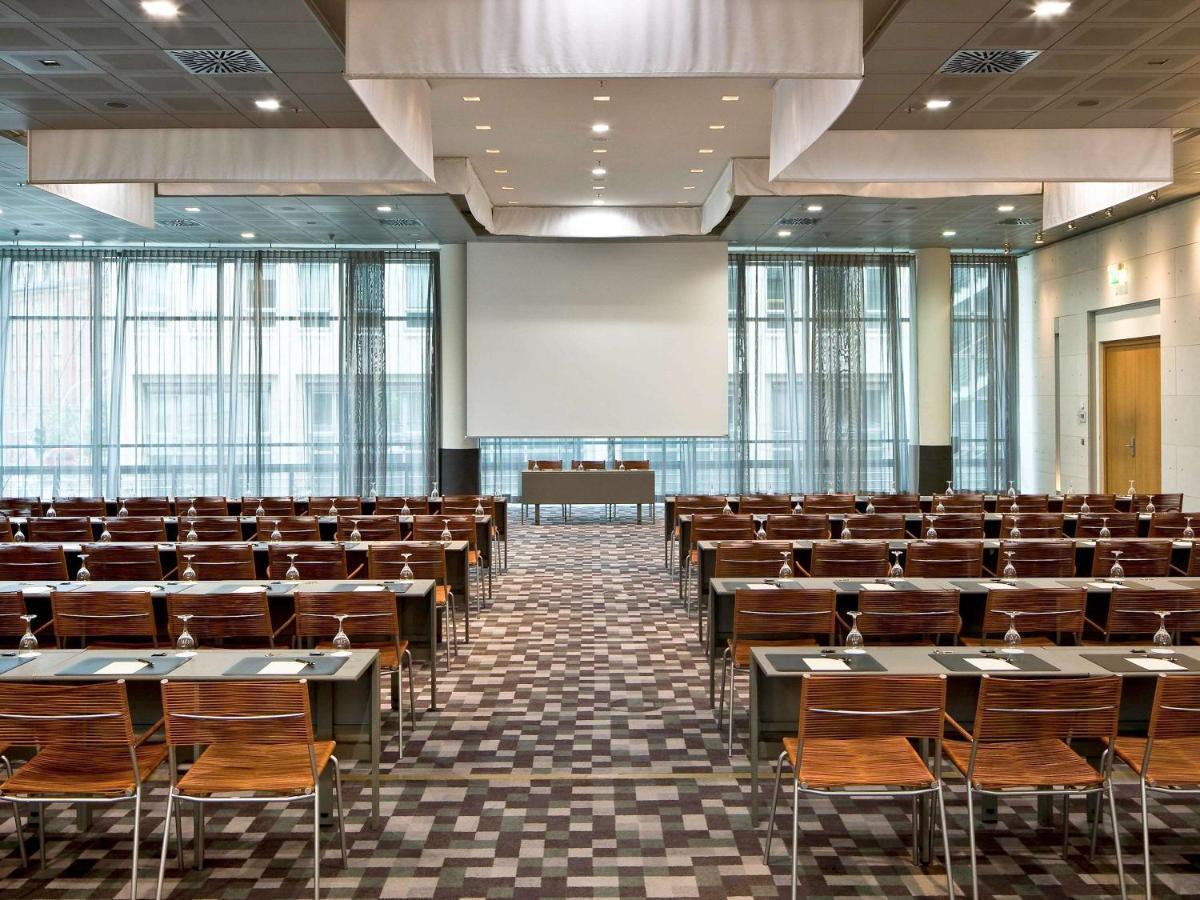 Sofitel Hamburg Alter Wall Exterior photo Meeting room